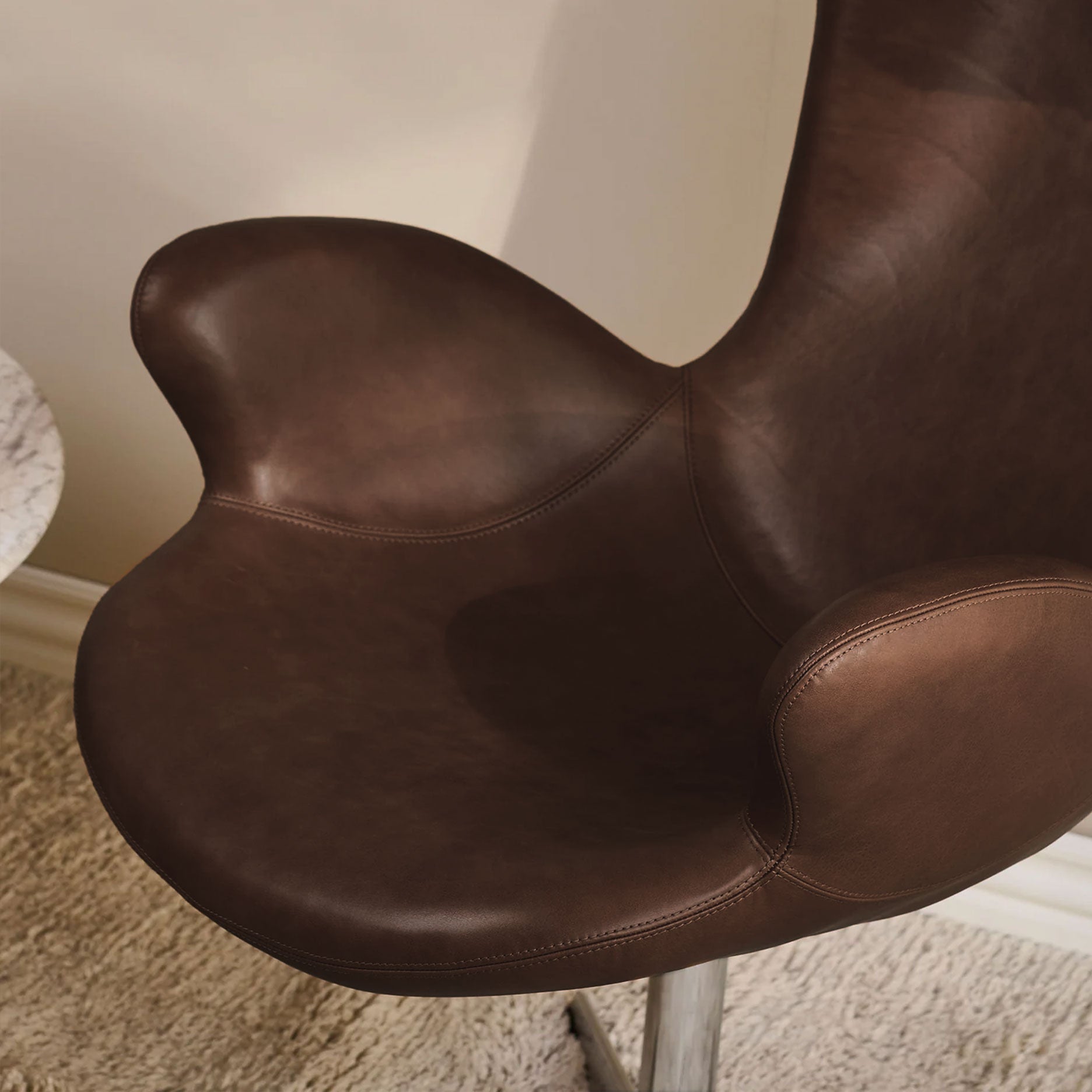 Victor loungestol læder m. chrome drejesokkel